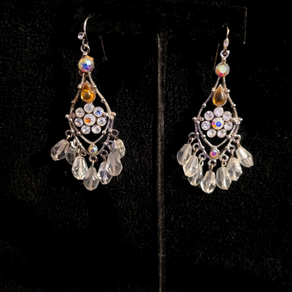 Noblesse Earrings